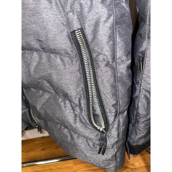 Roxy Women's Insulated Snowboard Jacket (size M) with 10k Dryflight Technology - Picture 3 of 15